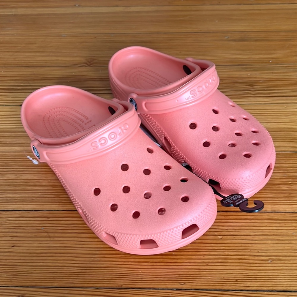CROCS
